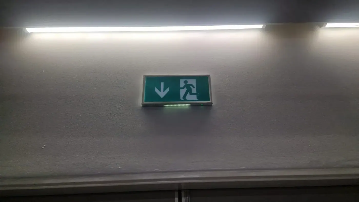 Emergency lighting